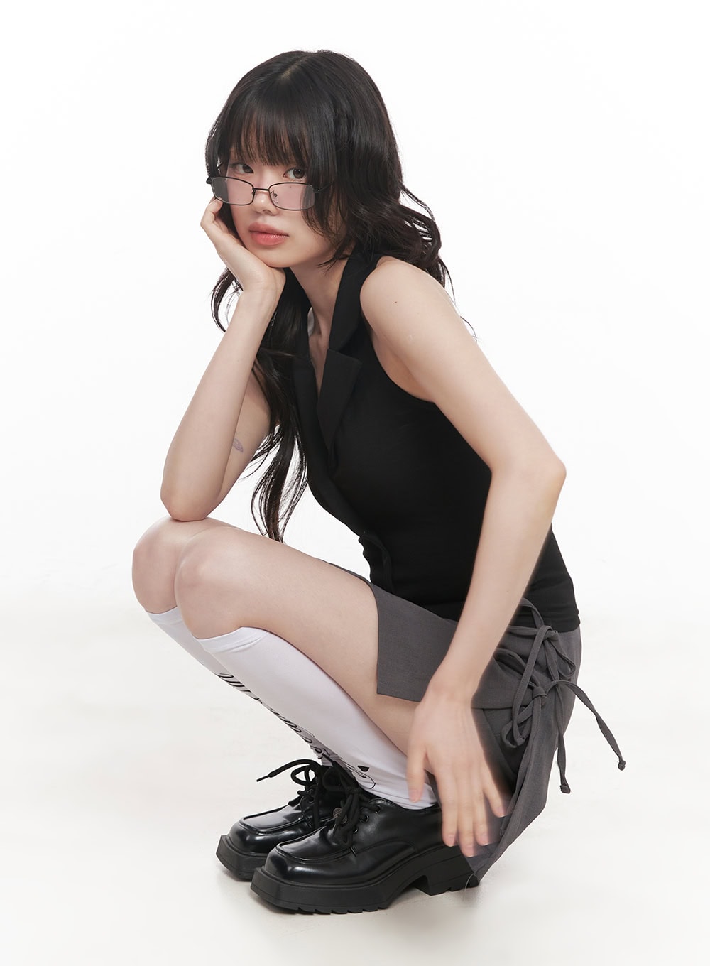 collared-halter-neck-tank-top-cy521 / Black