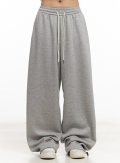 essential-wide-fit-sweatpants-cm505 / Gray