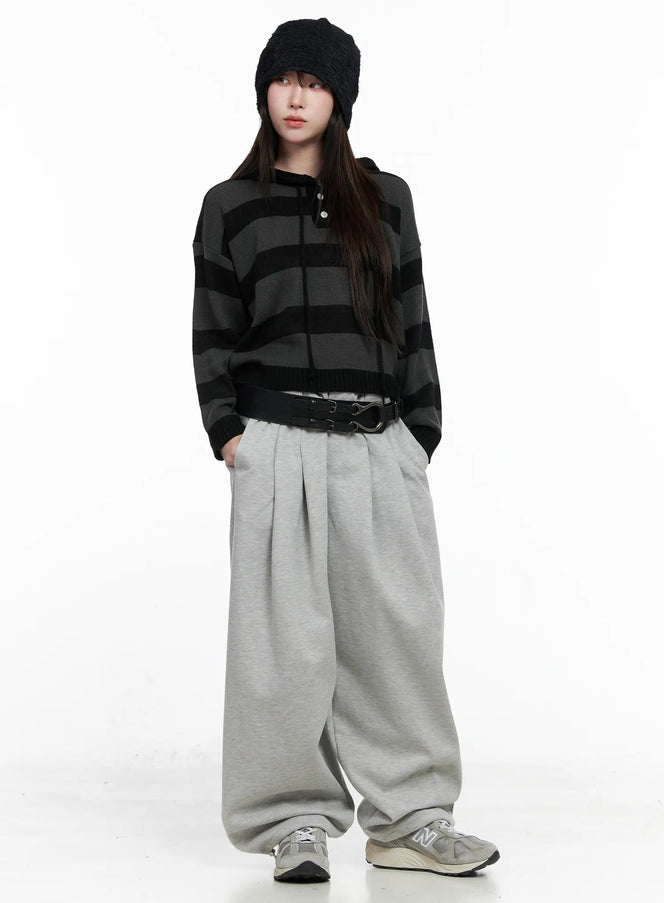 relaxed-fit-pintuck-sweatpants-co521