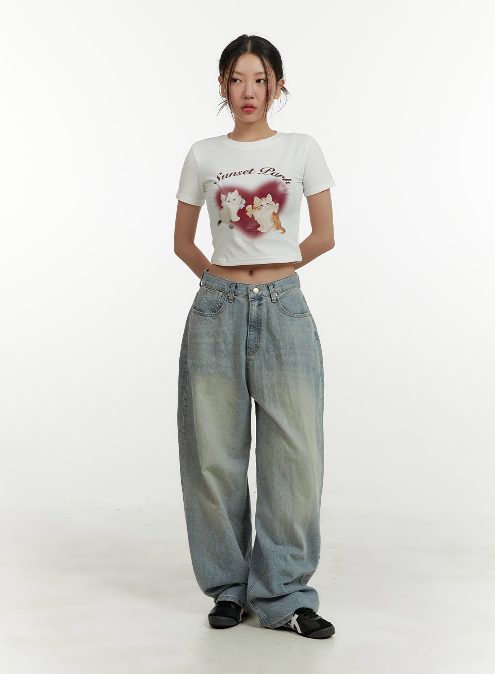 relaxed-baggy-washed-jeans-cy408