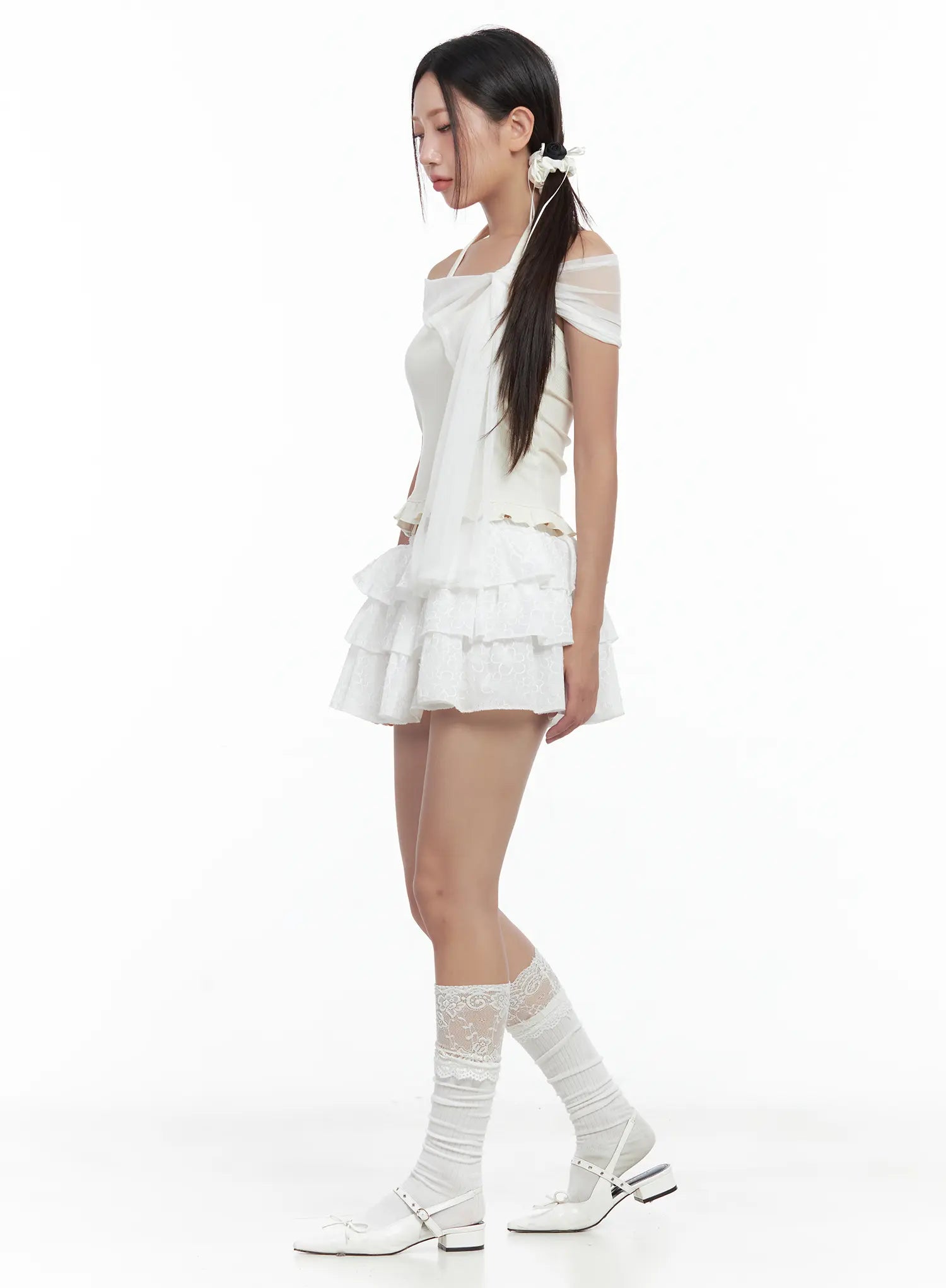 floral-embroidered-ruffle-mini-skirt-cl509