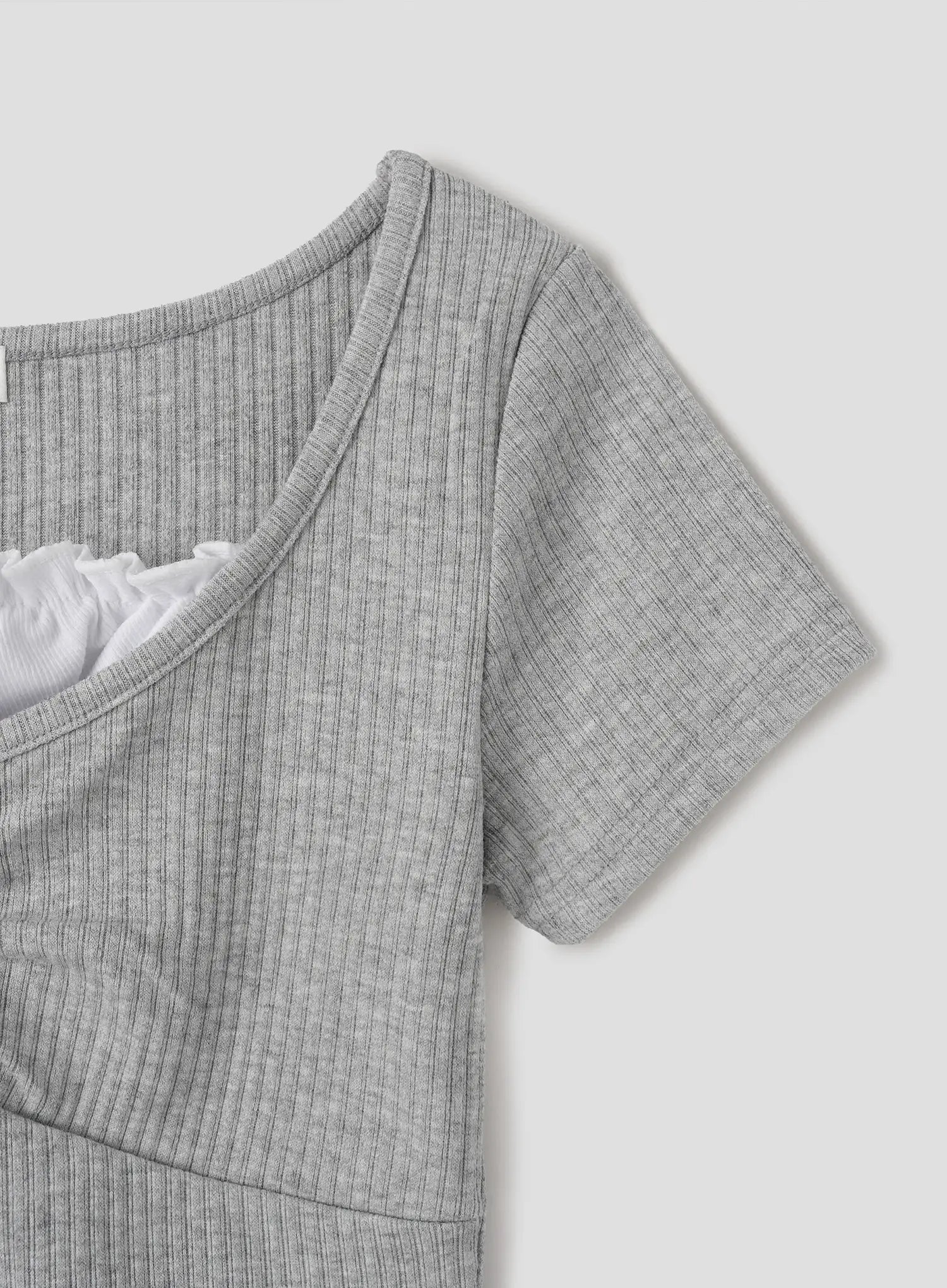 layered-lace-slim-fit-tee-iu526