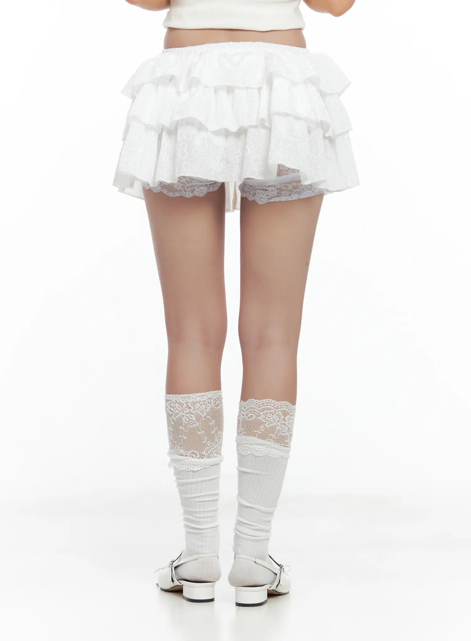floral-embroidered-ruffle-mini-skirt-cl509