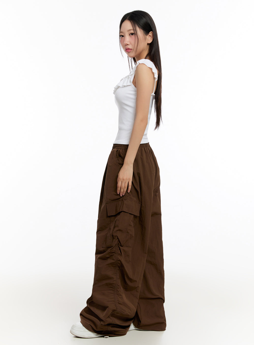 slim-fit-frill-tank-top-iu509