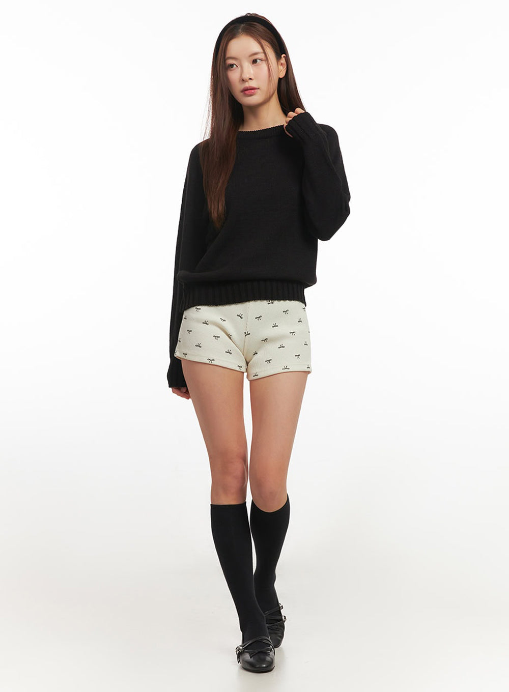 basic-round-neck-sweater-im513