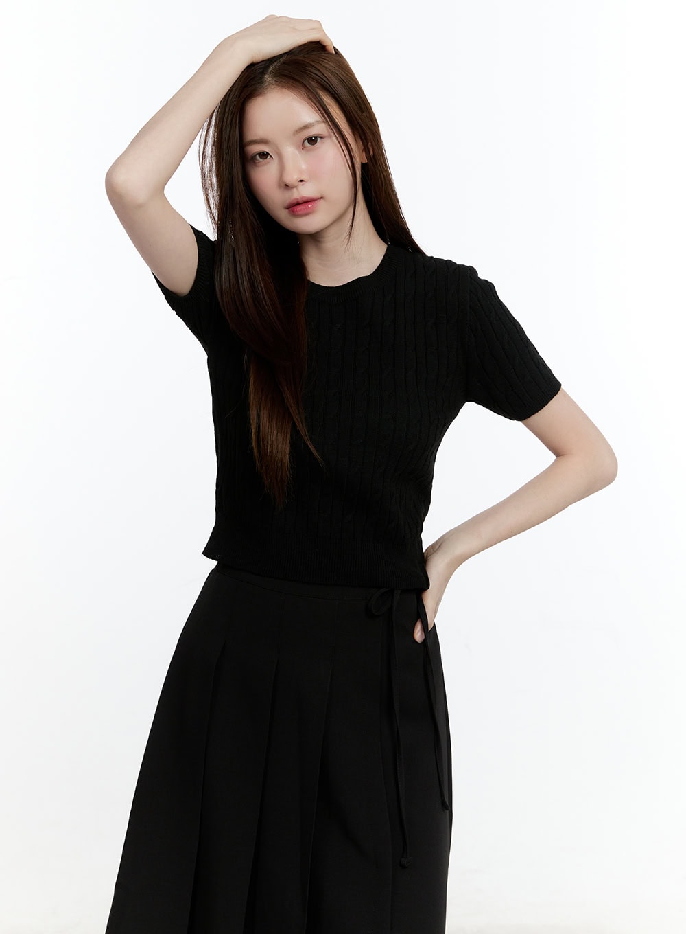 cable-knit-short-sleeve-sweater-cm521 / Black
